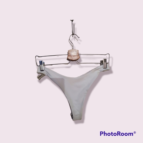 Shein Eyelet Bikini Set - Picture 4 of 6